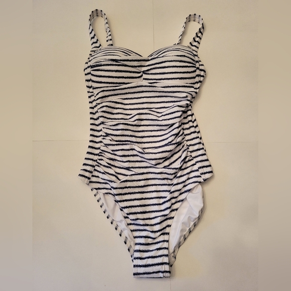 NipTuck Swim Womens Striped Black and White One Piece Swimsuit size 4 - Picture 2 of 6
